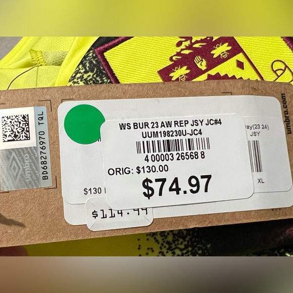 Umbro Burnley FC men’s Away soccer Jersey 2023/24 CORK #4 yellow maroon size XL - Picture 11 of 16